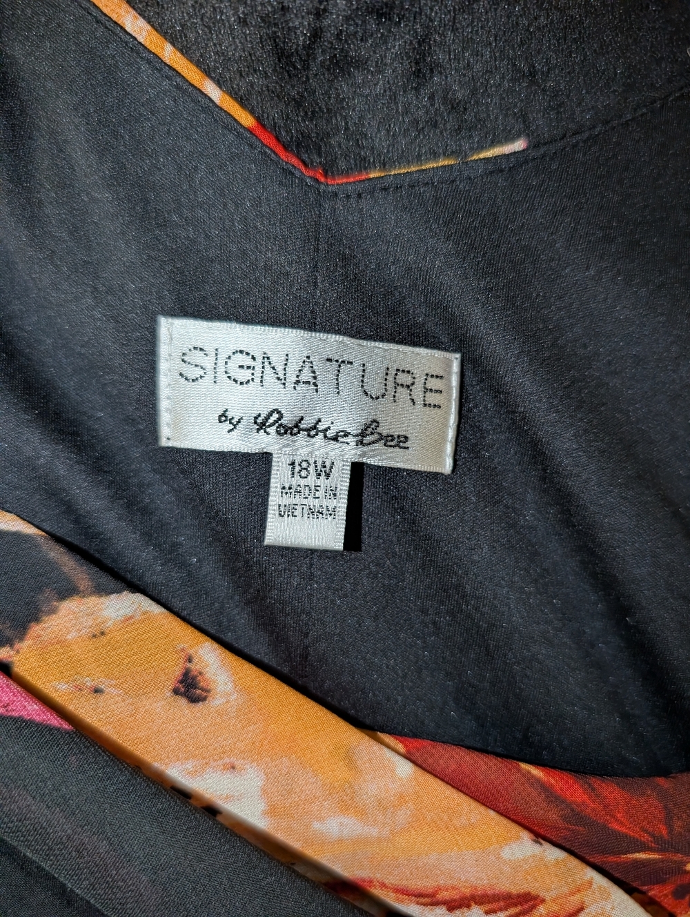 Signature by Robbie Bee Black Maxi Dress with Pink & Orange Floral - Picture 5 of 7